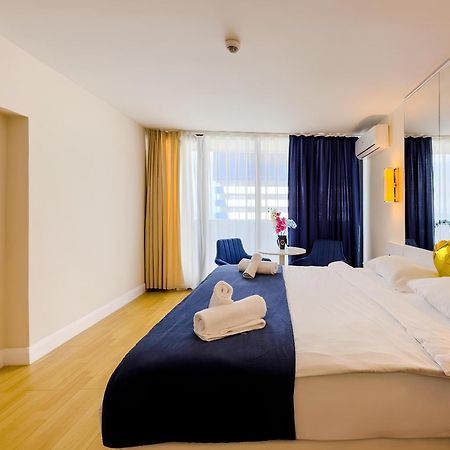 Orbi City Apartment With Sea View Batumi Ngoại thất bức ảnh