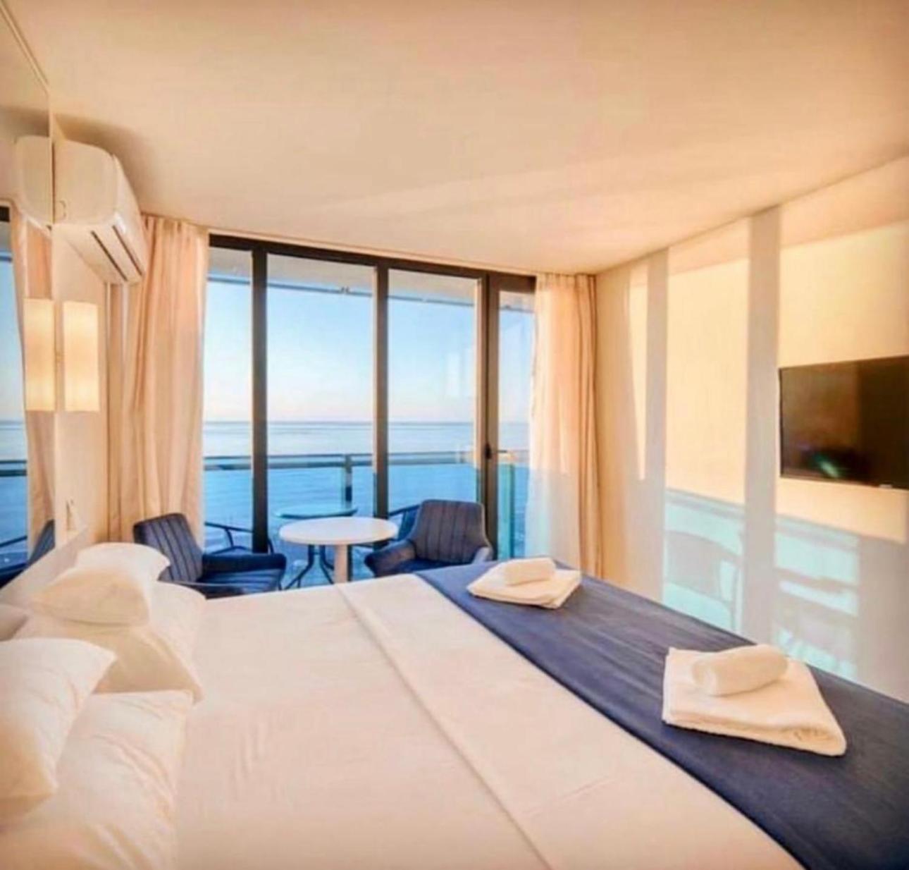 Orbi City Apartment With Sea View Batumi Ngoại thất bức ảnh