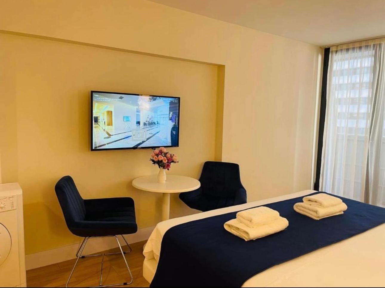Orbi City Apartment With Sea View Batumi Ngoại thất bức ảnh