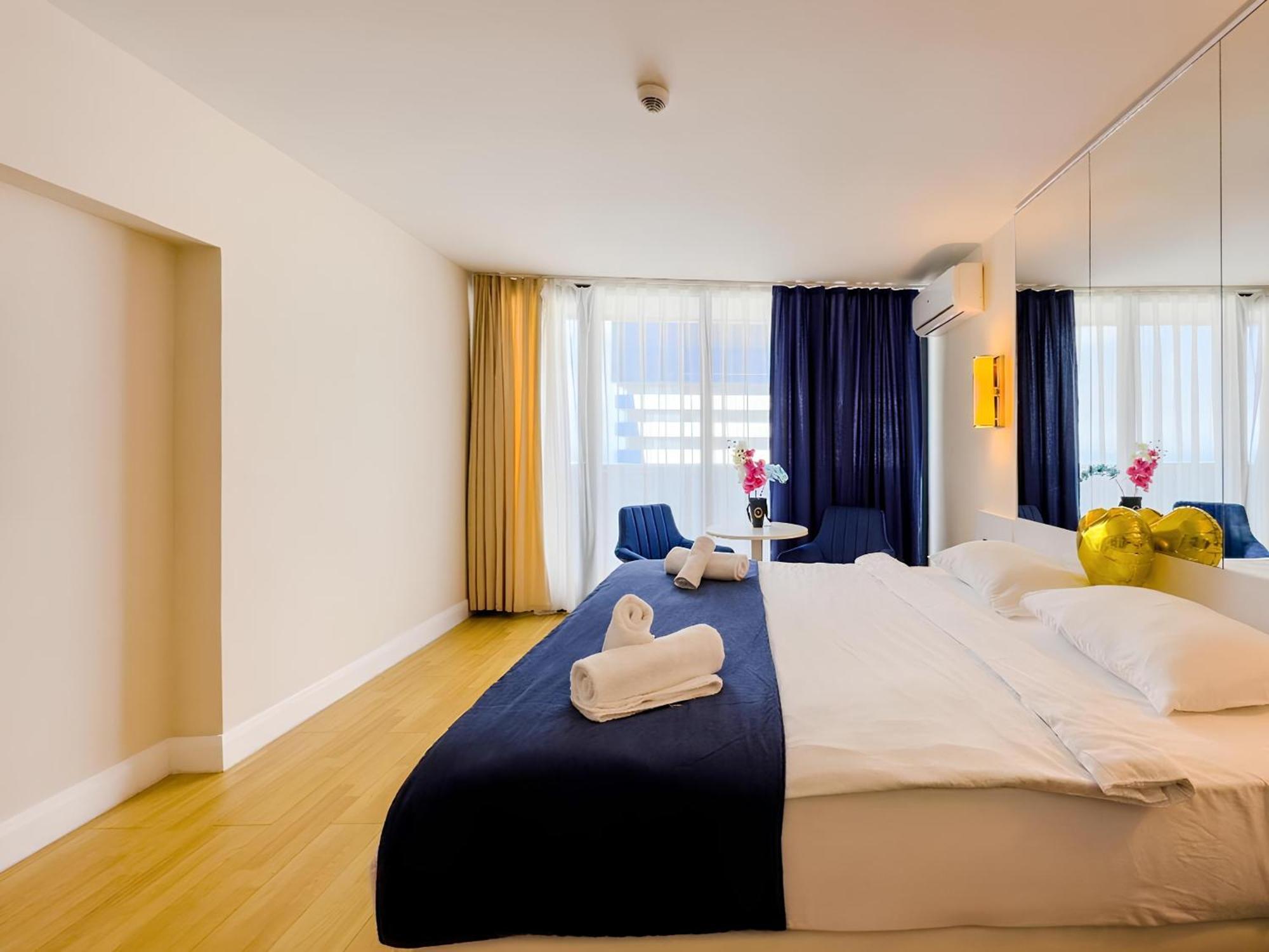 Orbi City Apartment With Sea View Batumi Ngoại thất bức ảnh