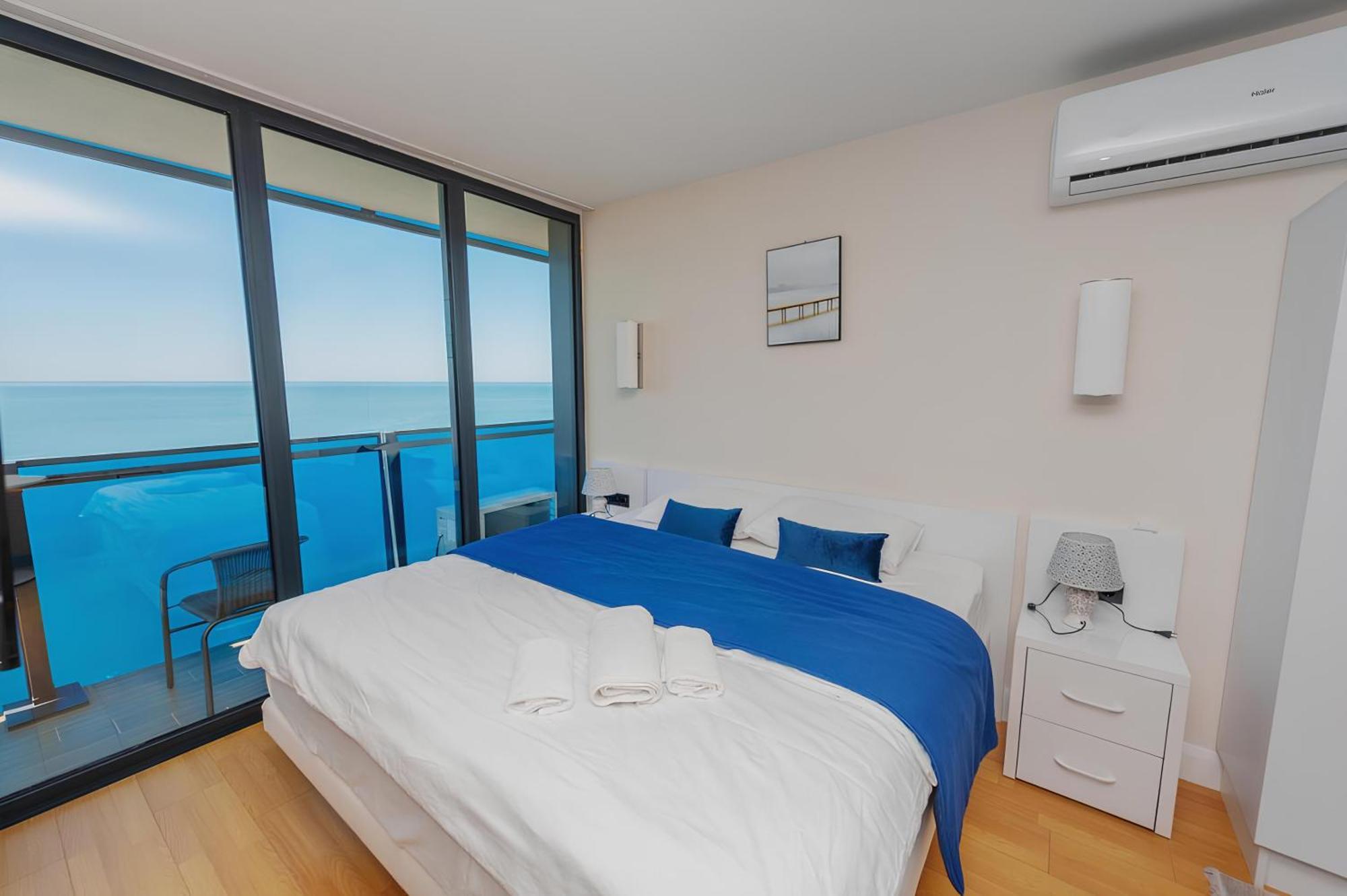 Orbi City Apartment With Sea View Batumi Ngoại thất bức ảnh